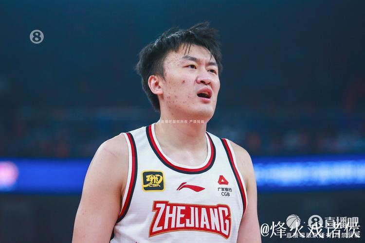 俱乐部杯-刘泽一16+9浙江胜吉林 吴昌泽9+12